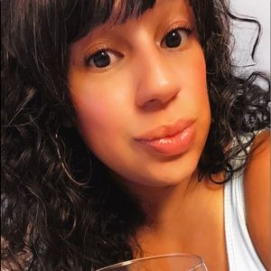 Meet your Posher, Demiry